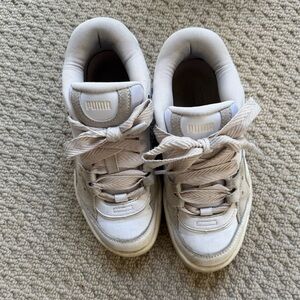 Puma White Sneakers Classic Low-Top Design